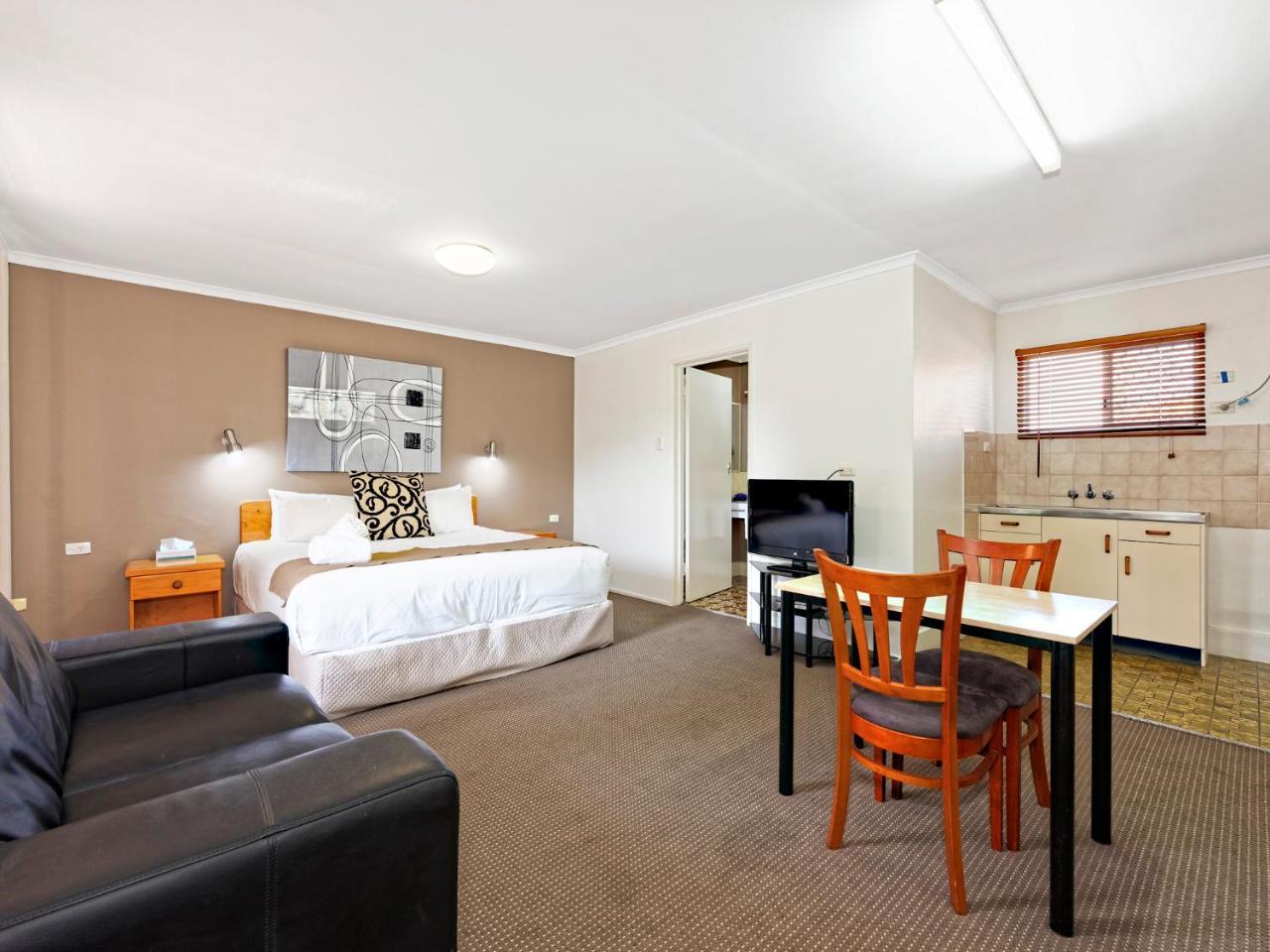 Riviera Motel Bundaberg Esterno foto